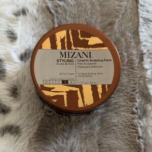 Mizani Lived-In Sculpting Paste - Brown